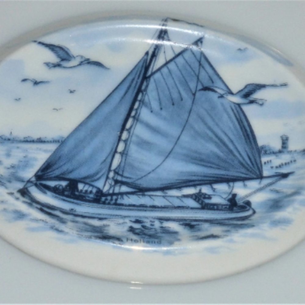 Holland Delft SOAP HOLDER Natural Soap CANDLE HOLDER Sailboat Lake Bird